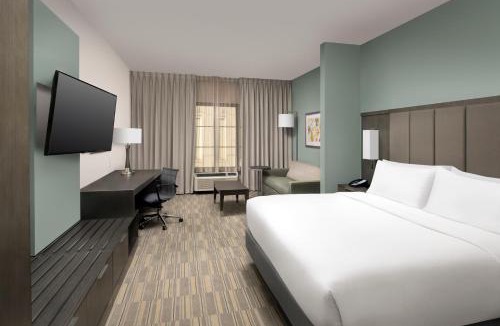 Downtown Hotel | Holiday Inn Express Pensacola Downtown by IHG