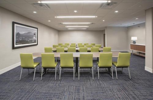 Sevierville Hotel | Holiday Inn Express Pigeon Forge – Sevierville by IHG