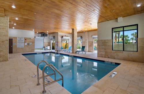 Vilano Beach Hotel | Holiday Inn Express St. Augustine - Vilano Beach by IHG