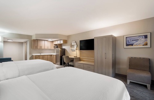 Lexington Hotel | Holiday Inn Express & Suites Lexington by IHG