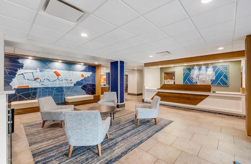 Antioch Hotel | Holiday Inn Express & Suites Nashville Southeast - Antioch by IHG