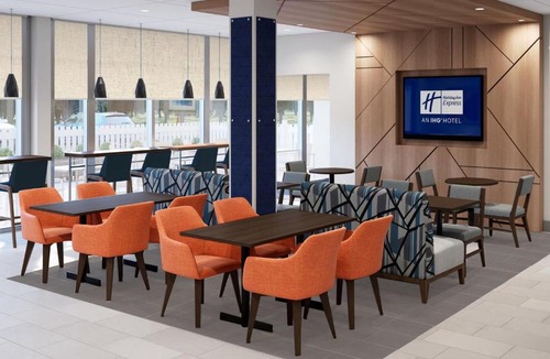 Morrow Hotel | Holiday Inn Express & Suites Morrow – Atlanta South by IHG