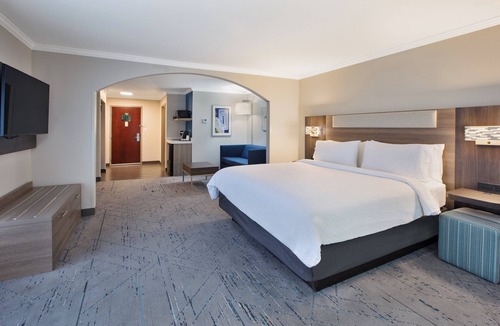 Sumter Hotel | Holiday Inn Express Sumter by IHG