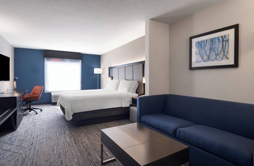 St. Petersburg - Clearwater Hotel | Holiday Inn Express St. Petersburg North (I-275) by IHG