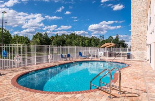 Wesley Chapel Hotel | Holiday Inn Express & Suites - Tampa North - Wesley Chapel by IHG