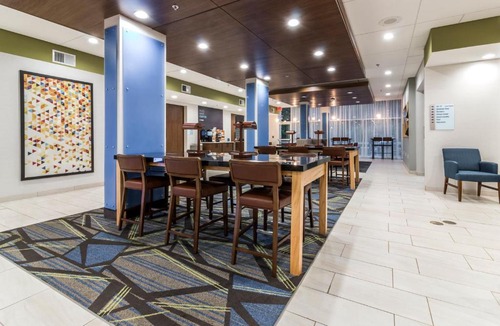 Villa Rica Hotel | Holiday Inn Express - Villa Rica by IHG