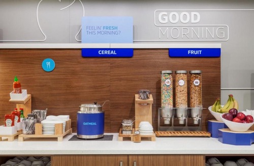 Rossville Hotel | Holiday Inn Express - White Marsh by IHG