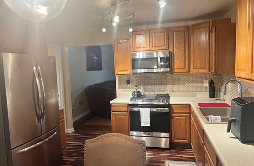 Jonesboro House | Home Away From Home 3 bedroom Peaceful home centrally located.