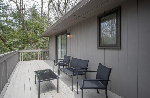 Brevard House | Home Away From Home · Home-Away-From-Home
