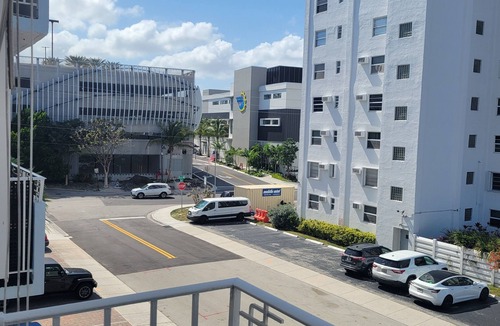 Central Beach Condo | Home away from Home 2 blocks from Fort Lauderdale Beach.