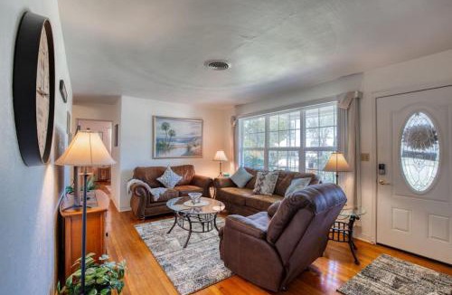 South Daytona House | Home Away from Home Daytona 3 Bedroom