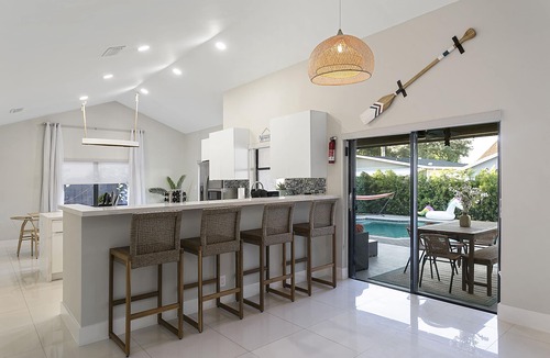 Dania Beach House | Home Near Hollywood Beach/Backyard Oasis w/Heated Pool