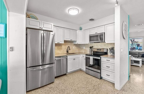 Indian Rocks Beach House | Home with Pool & Hot Tub Close to Beach