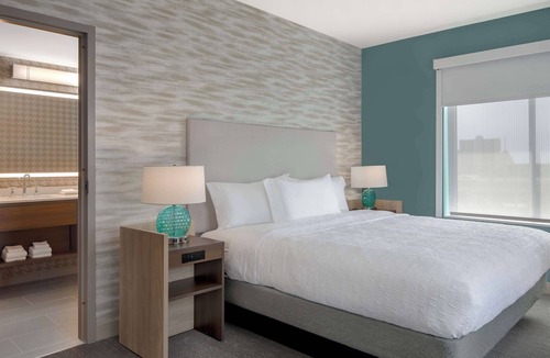 Downtown Jacksonville Hotel | Home2 Suites By Hilton Jacksonville Downtown