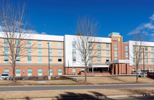 Belmont Historic District Hotel | Home2 Suites By Hilton Charlotte Belmont, Nc