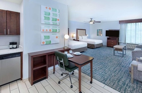 Sandy Springs Hotel | Homewood Queen Studio | 3 Comfortable Units w/Indoor Pool, & Free Breakfast!