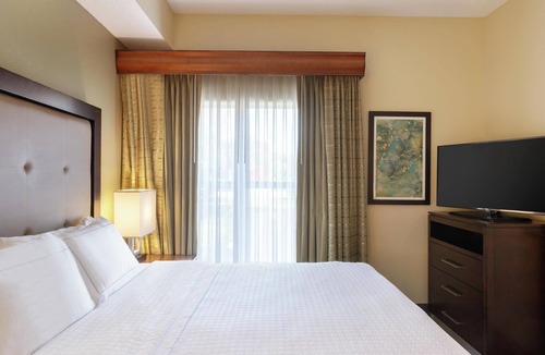 Feather Sound Hotel | Homewood Suites by Hilton St. Petersburg Clearwater