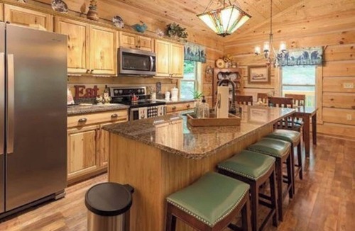Cosby Cabin | Homey Cozy Dog Friendly Cabin Surrounded By Beautiful Mountain Trees w/Hot Tub+