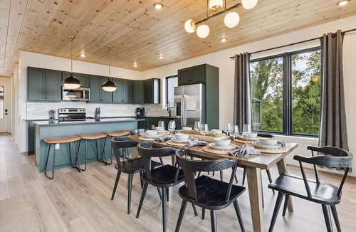 Sevierville Apartment | Horizons Ahead Mountain Home by Beyond Expectations With Pool