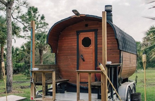 Clewiston House | HORIZONS Sugar Valley Agritourism Forest View