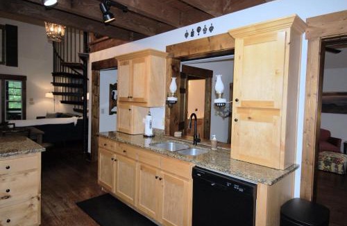 Highlands House | Horse Cove Haven