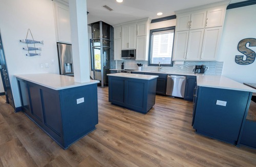 Plantation House | Hot Days, Cool Savings 20% OFF! RENOVATED & GORGEOUS BEACHFRONT