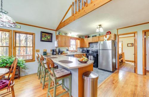 Canton House | Hot Tub and Ping-Pong Table Canton Home with Views!