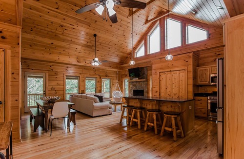 Laurel Ridge House | Hot Tub/Balcony Views/Gameroom