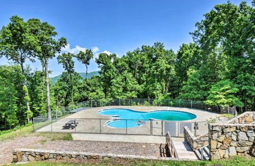 Jasper House | Hot Tub, Decks & 2 Kitchens: Mtn-View Jasper Gem!