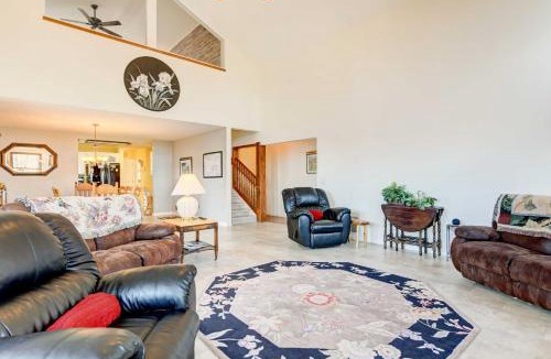 Maggie Valley House | Hot Tub, Decks & More! Serene Maggie Valley Home