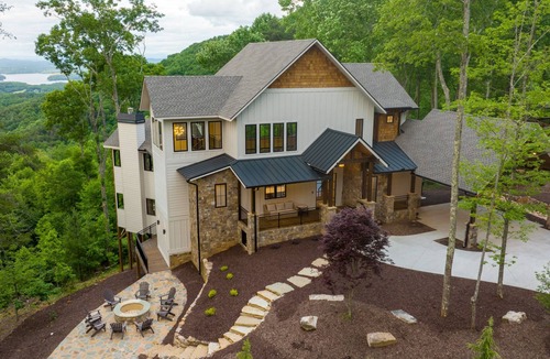 Blue Ridge House | Hot Tub, Incredible View, Aska Adventure Area. Sleeps 12!