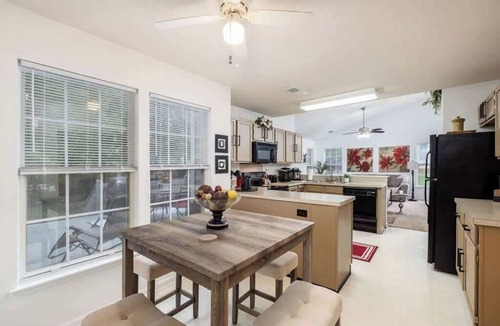 Matthews House | Hot Tub - Suburban - Comfy