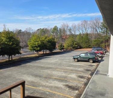 Acworth Hotel | Hotel Deerfield Inn & Suites Acworth Atlanta
