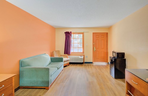 Kingstree Hotel | Hotel O Deluxe Inn Kingstree Sc Hwy 52