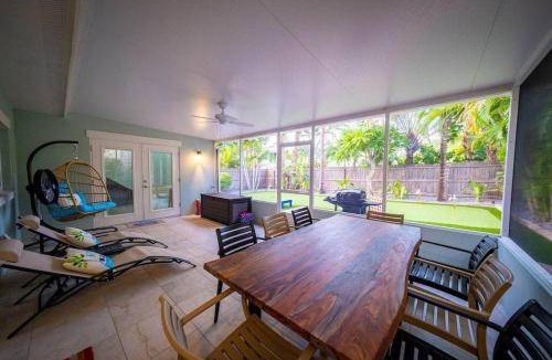 Crescent Beach House | House ∙ 3 bedrooms ∙ 8 guests
