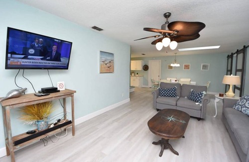 Palm Harbor House | House ∙ 3 bedrooms ∙ 8 guests