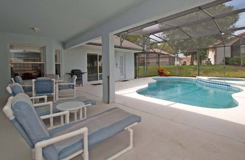Greater Groves House | House ∙ 4 bedrooms ∙ 10 guests