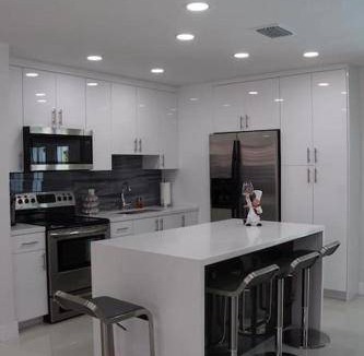 Flagami House | House ∙ 4 bedrooms ∙ 10 guests