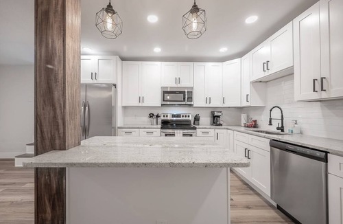 Tampa Heights House | House ∙ 6 bedrooms ∙ 15 guests
