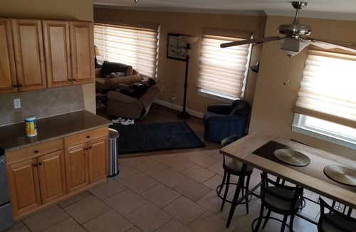 Harwood Lane House | House for Rent