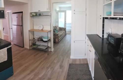 Gulfport House | House, walking distance to shops and beach