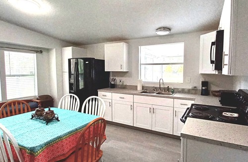 Wesley Chapel House | House with 3-bedroom 2 Bath on one acre of land in wonderful Wesley Chapel