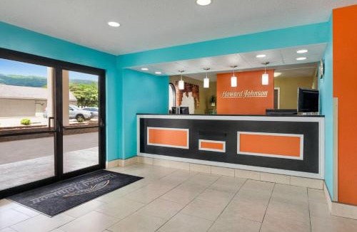 Lookout Valley Neighborhood Association Hotel | Howard Johnson by Wyndham Chattanooga Lookout Mountain I-24