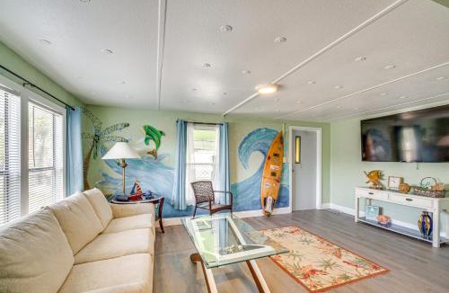 Vista Del Mar House | Hudson Home with Dock on Canal about 1 Mi to Beach!