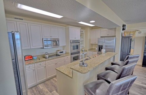 Myrtle Beach Condo | Huge 5 Bedroom Oceanfront Condo, Huge Balcony, Amazing Views, 3 Pools, Jacuzzi!
