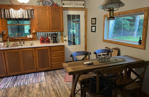 Ellijay Cottage | Huge Level Yard, Private Deep Creek on Noisy Creek 1/1