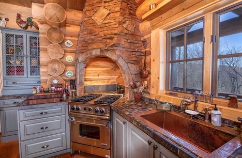 Beech Mountain Cabin | Huge Luxury Lodge with Amazing Amenities