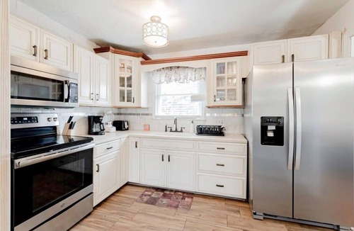 Columbia House | Huge Yard&Near USC & Ft Jackson - The Garnet Ranch
