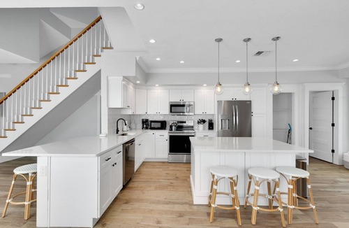 Siesta Key Village House | Huge Yard with Heated Pool, Steps to Beach - The Pool House