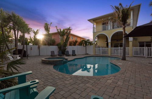 Siesta Key Village House | Huge Yard with Heated Pool, Steps to Beach - The Pool House